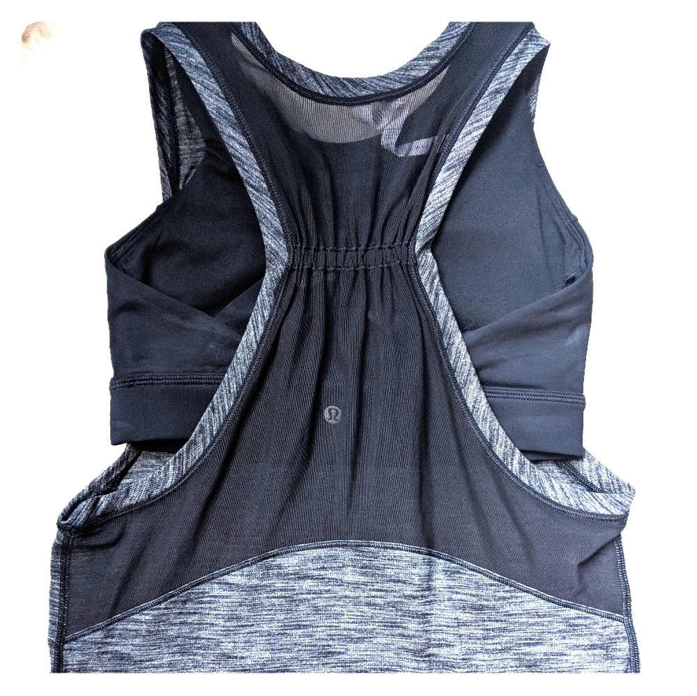 Lululemon size 6 gray sports bra tank top